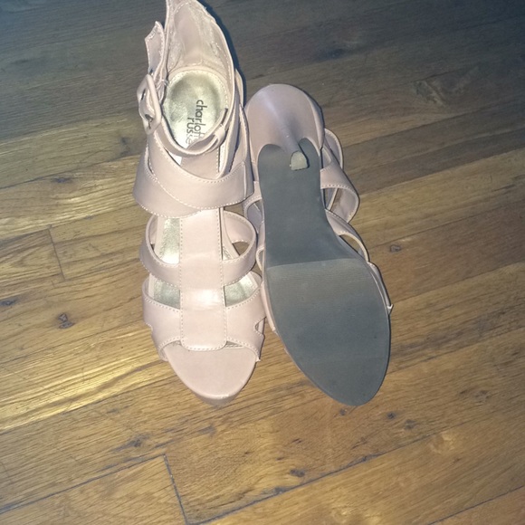 Shoes - Picture 3 of 3